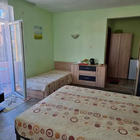 Pensiune студия синя приказка Sozopol